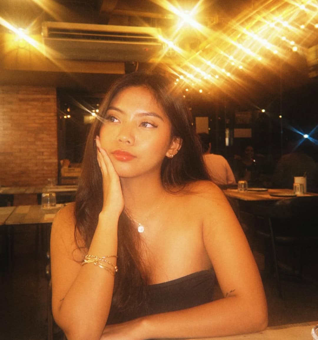 Hi